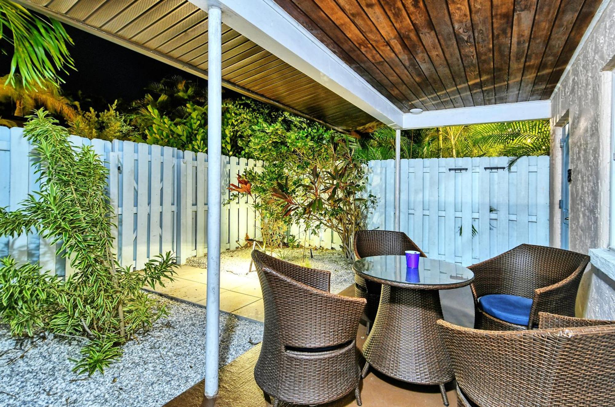 Siesta Key Palms Resort Point O'Rocks Экстерьер фото