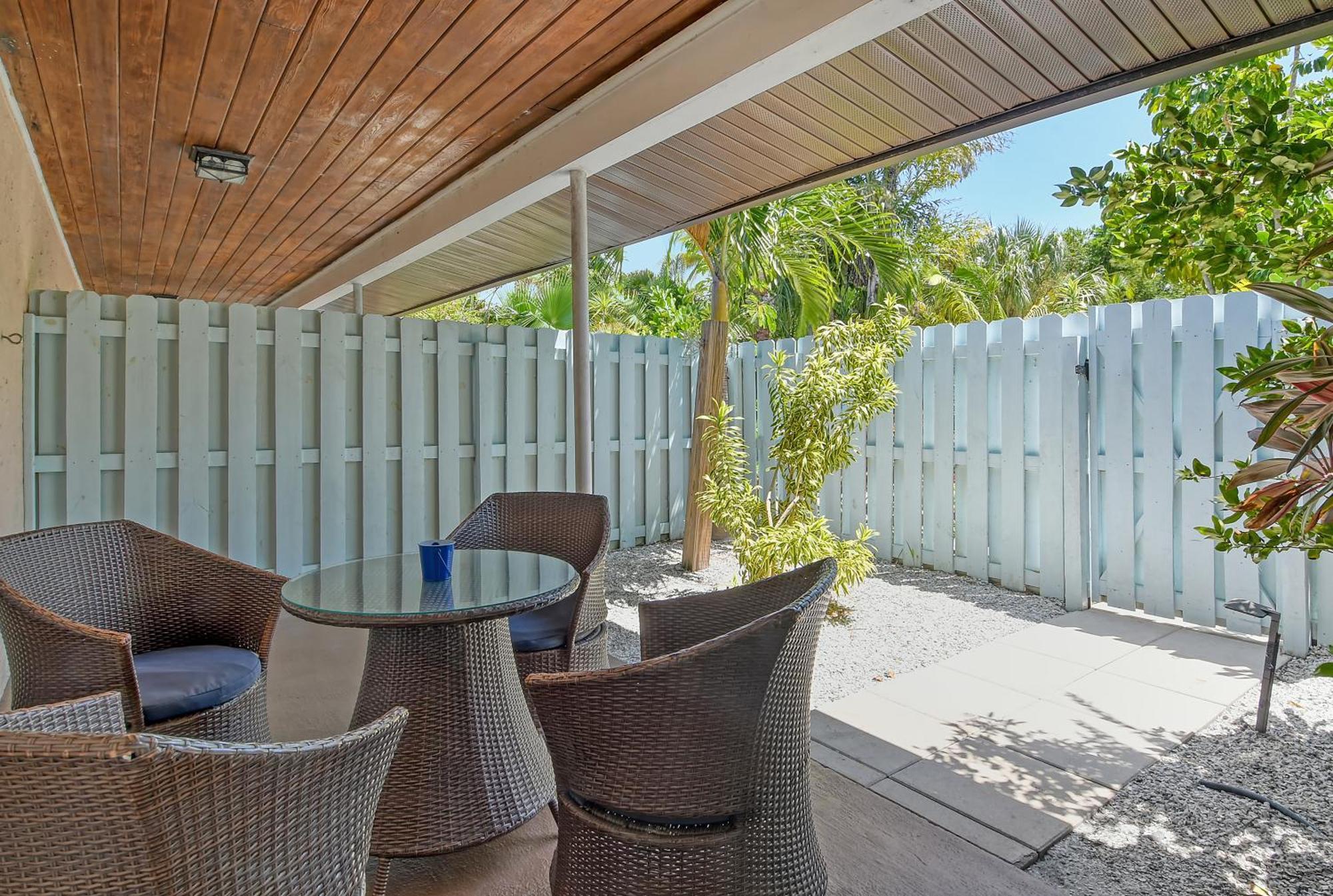 Siesta Key Palms Resort Point O'Rocks Экстерьер фото